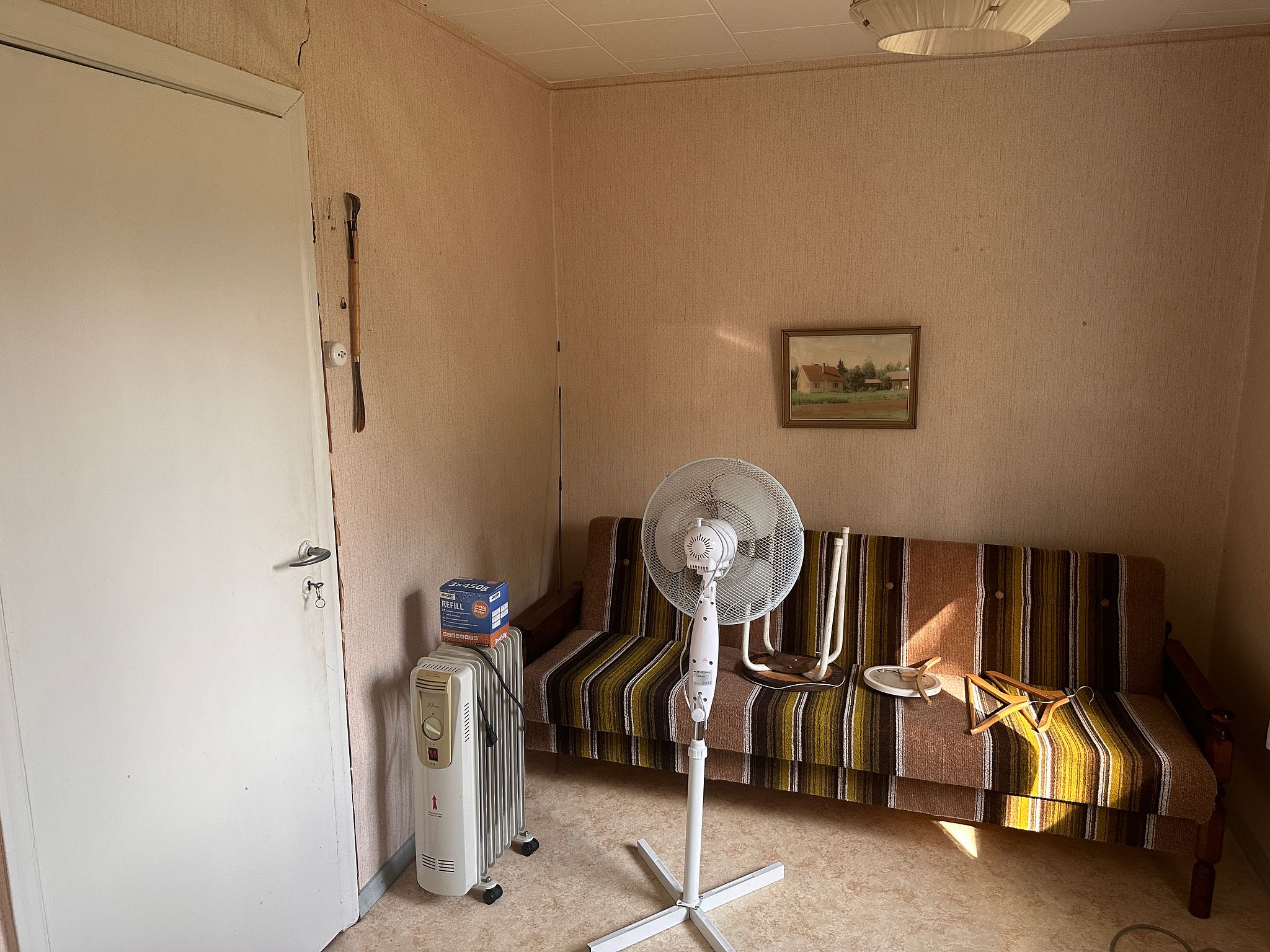 Image 14/17