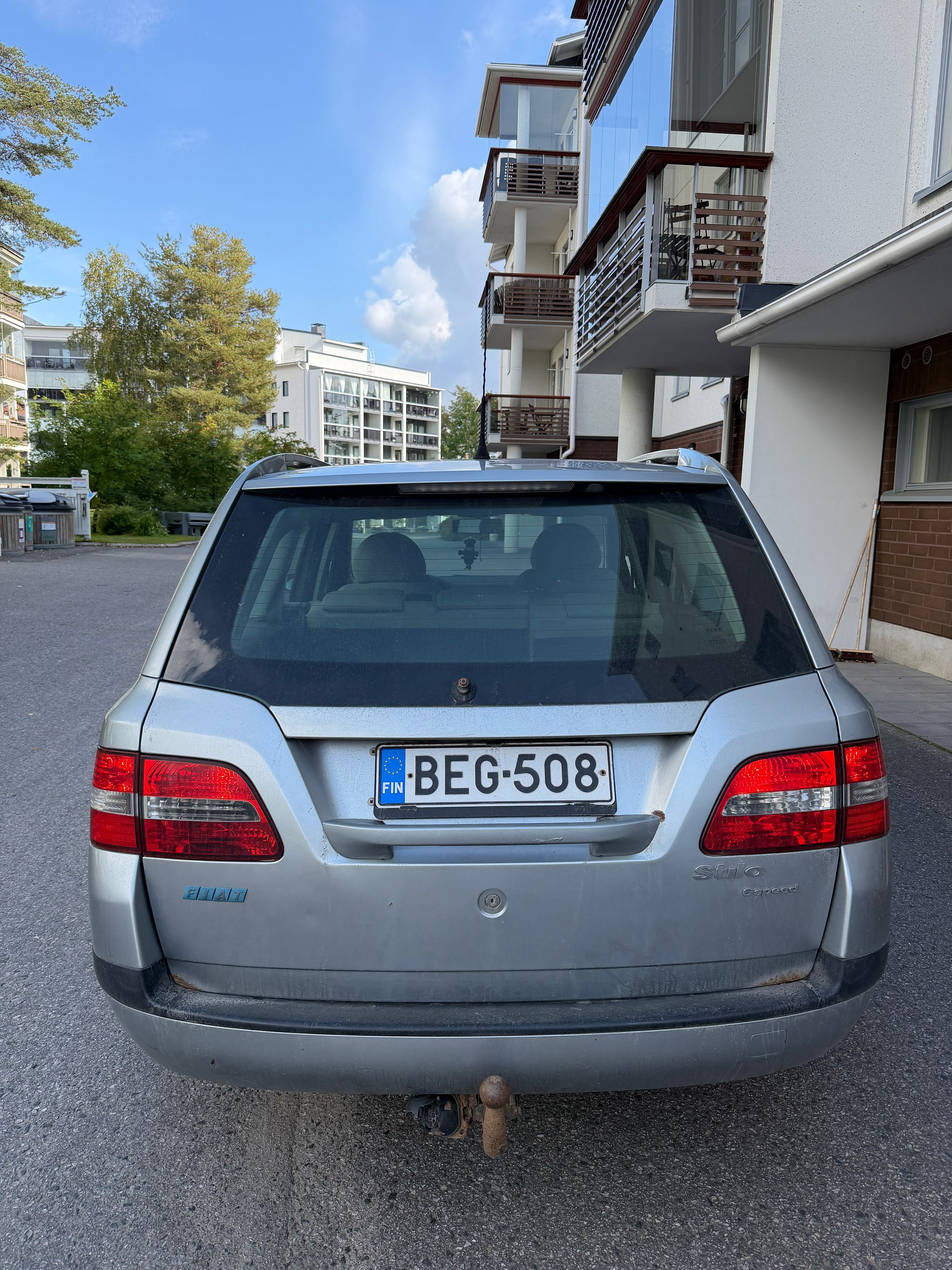 Image 3/11