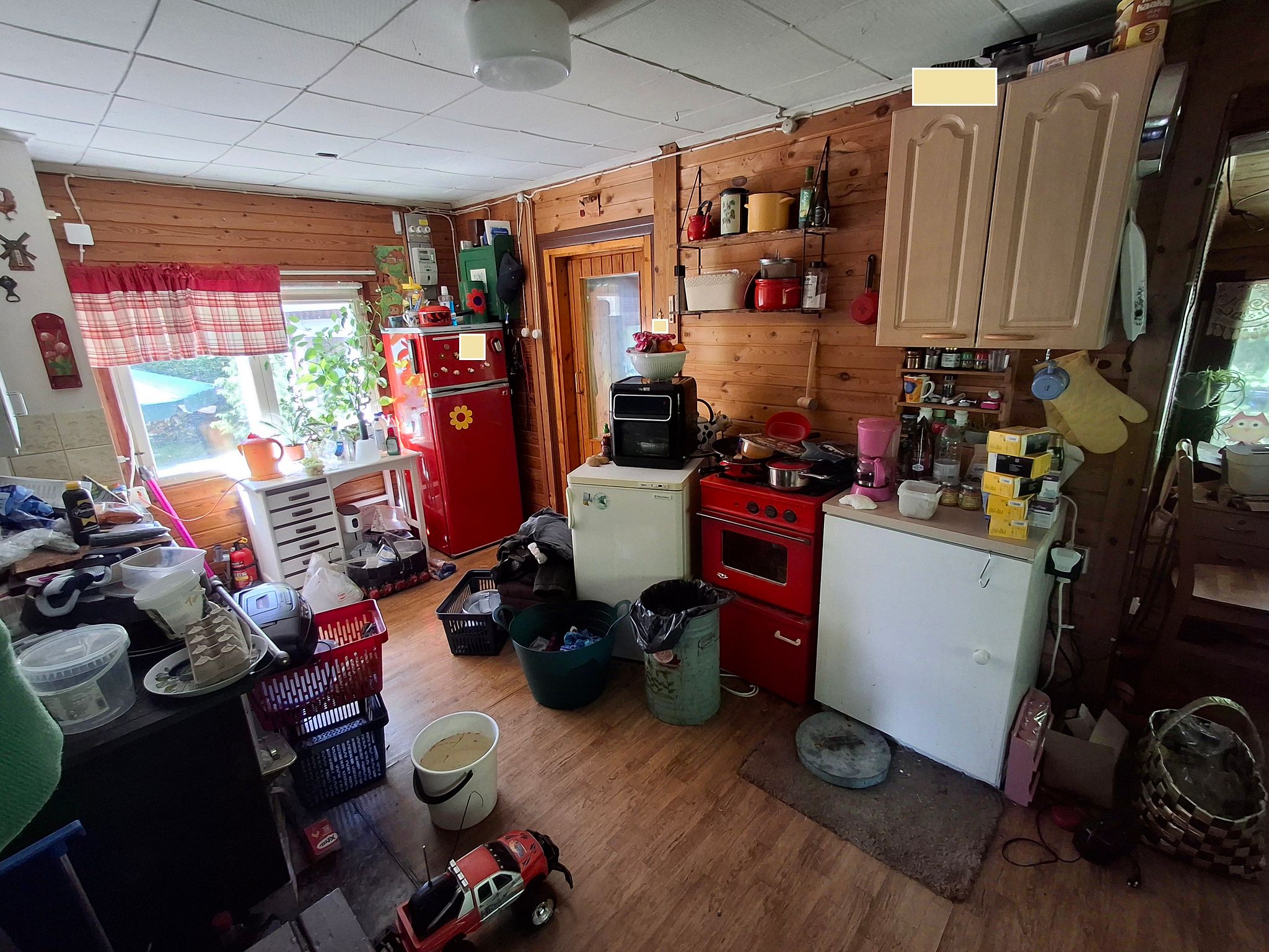 Image 11/17