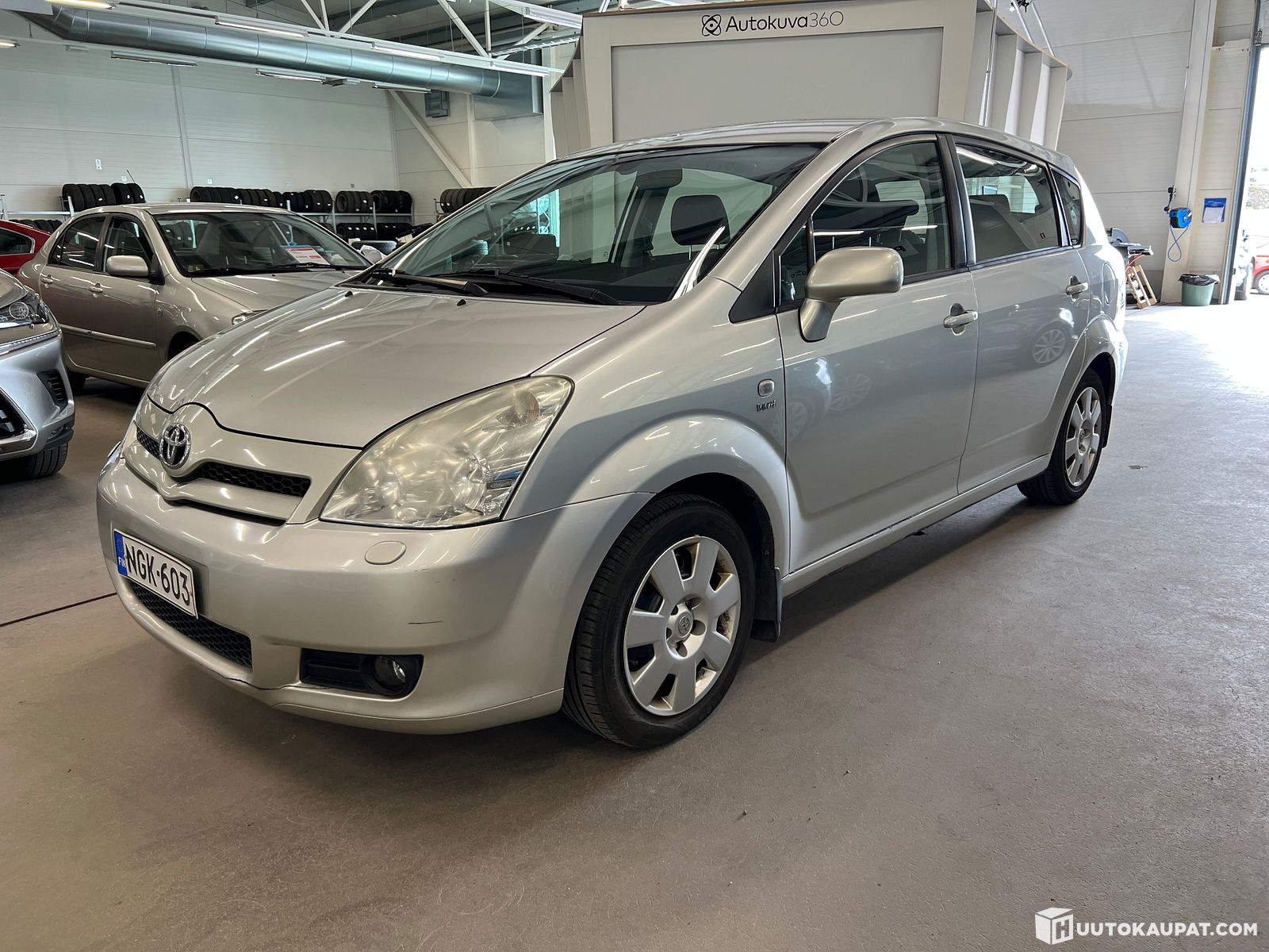 toyota-corolla-verso-2005-raisio-huutokaupat