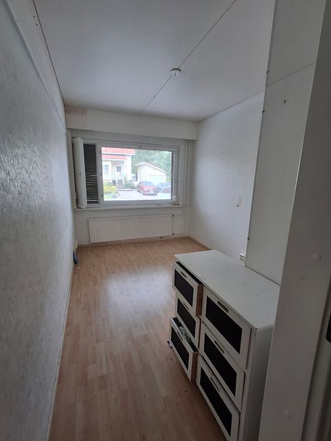 Image 10/30