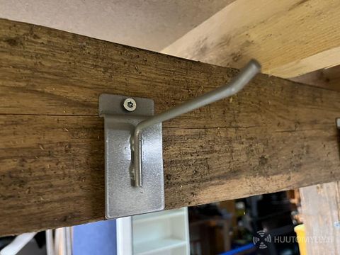 Image 1/4