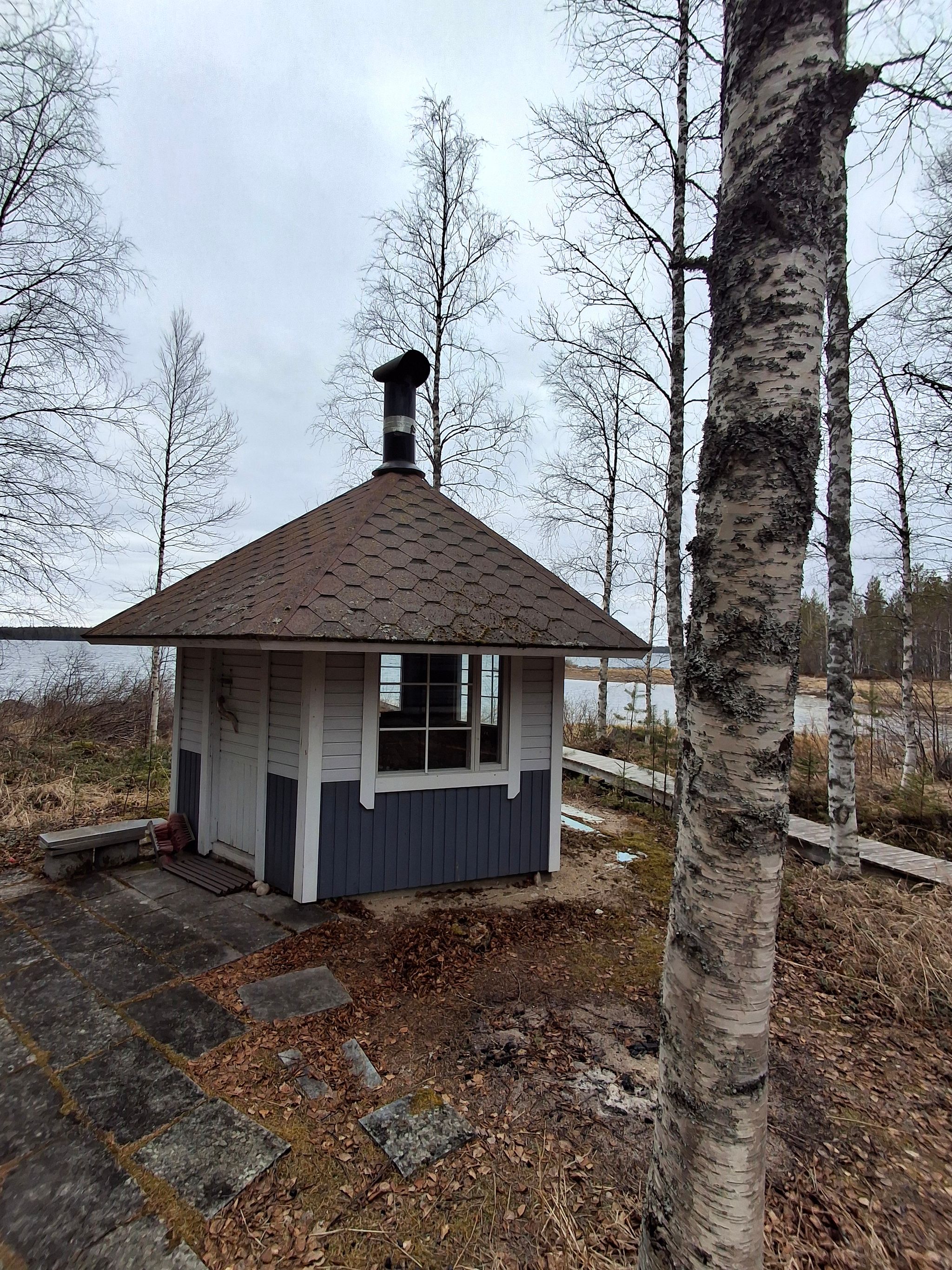 Image 42/76