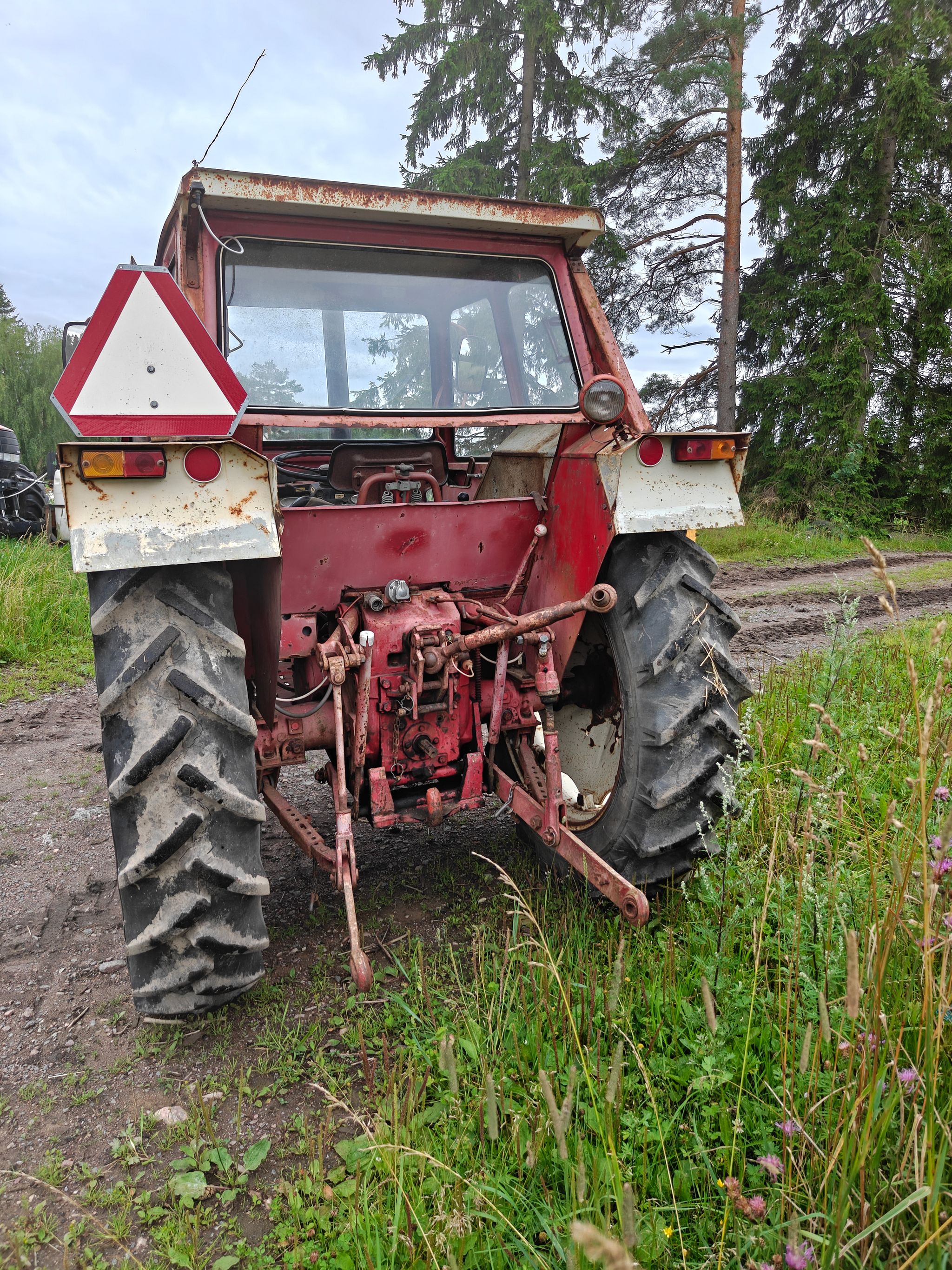 Image 3/4