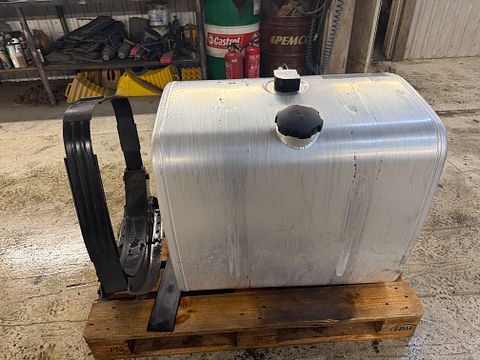 Image 1/6