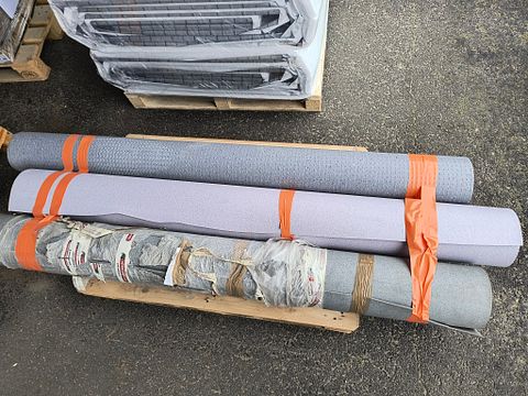 Image 1/4