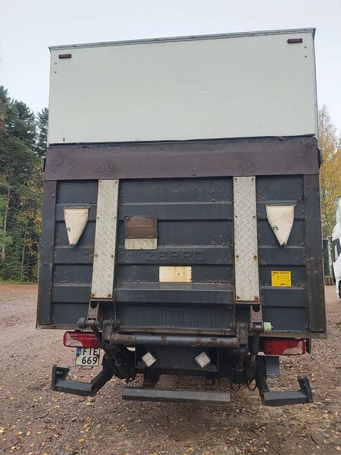 Image 21/23