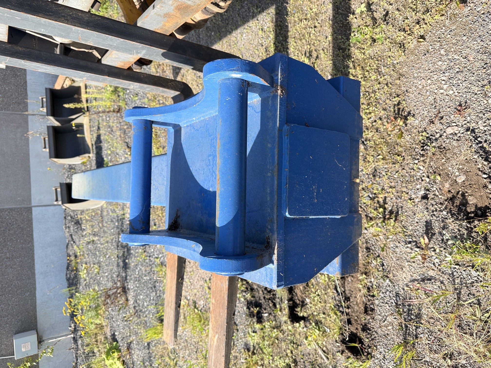 Image 3/3
