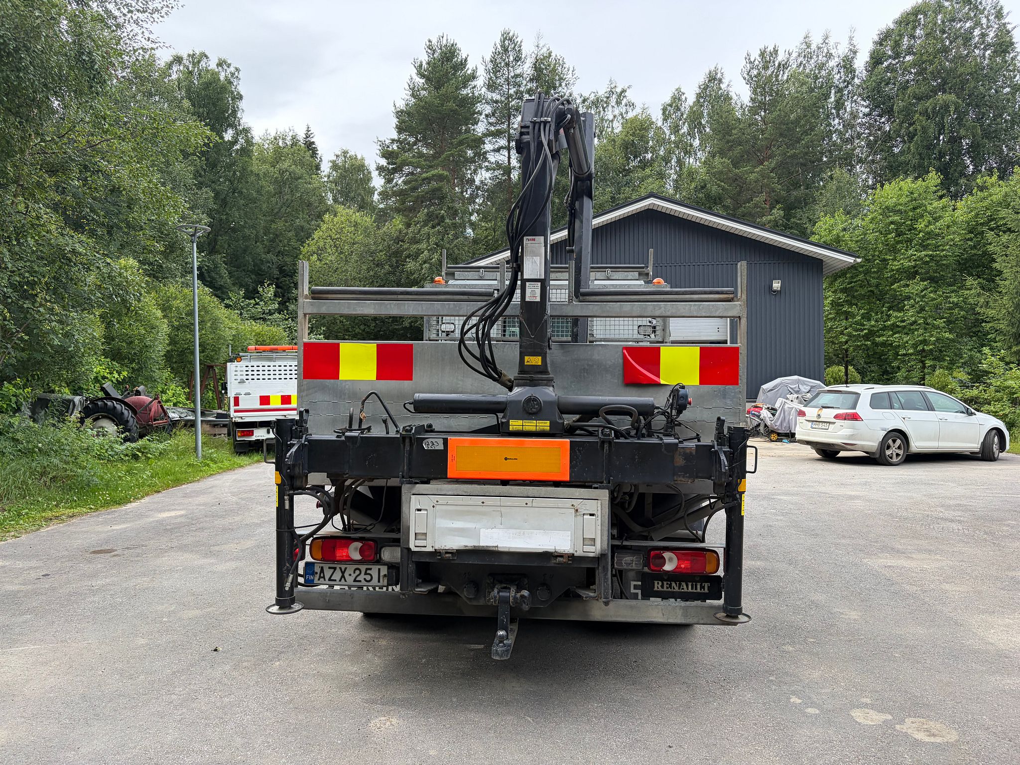 Image 6/28