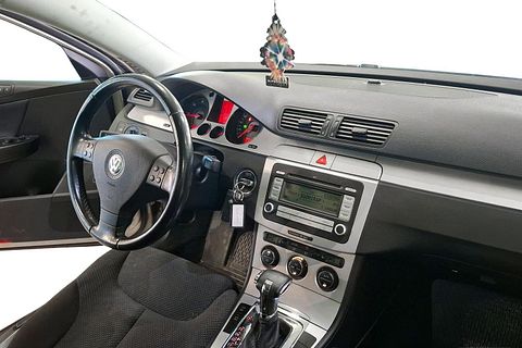 Image 12/26