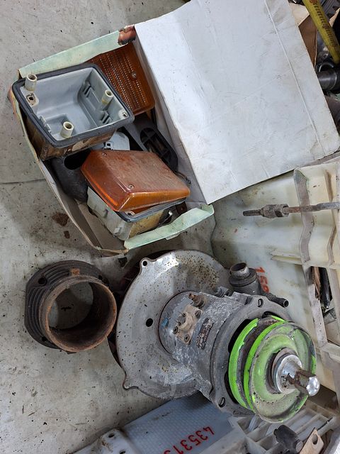 Image 11/23