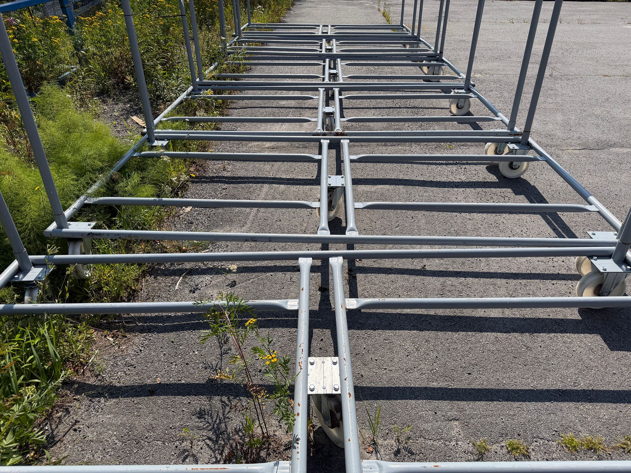 Image 3/4