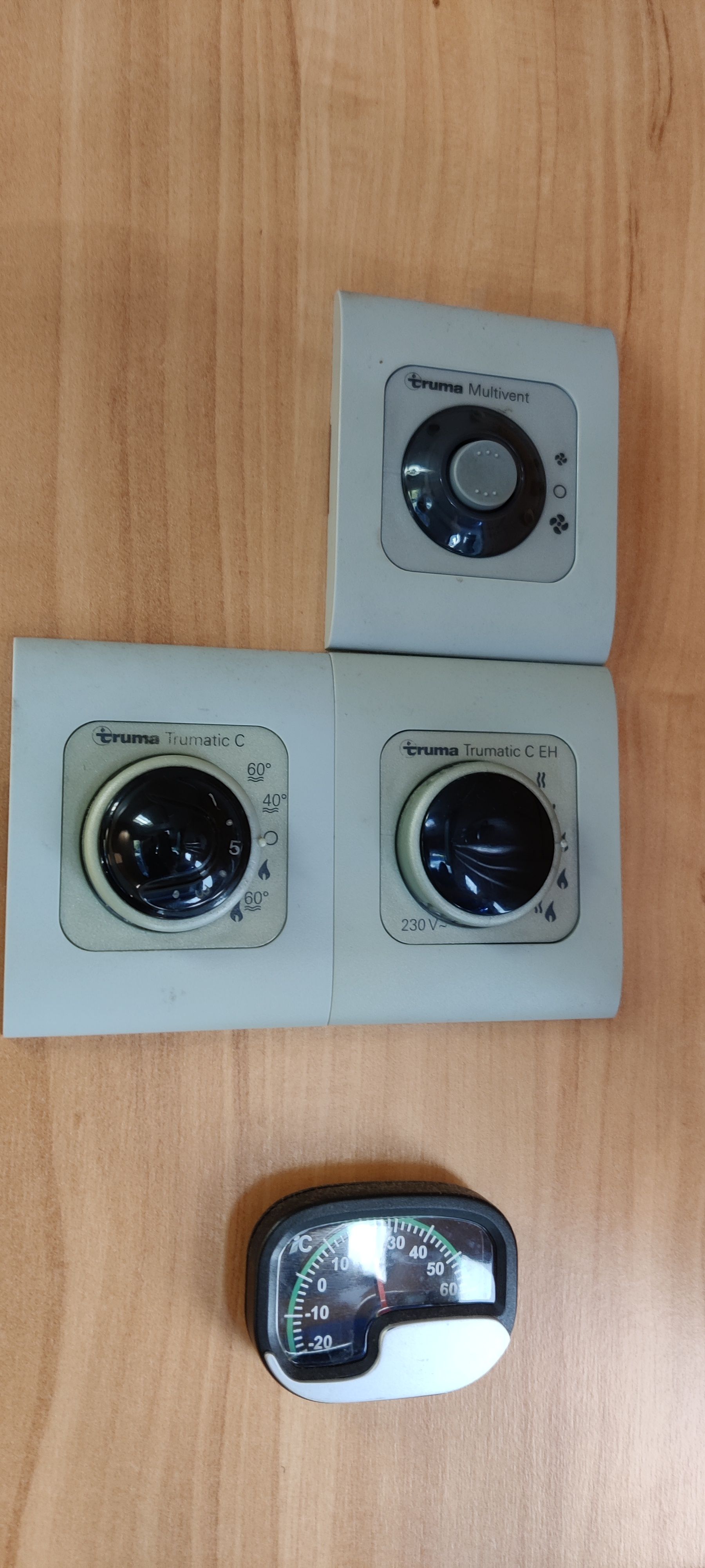 Image 19/42