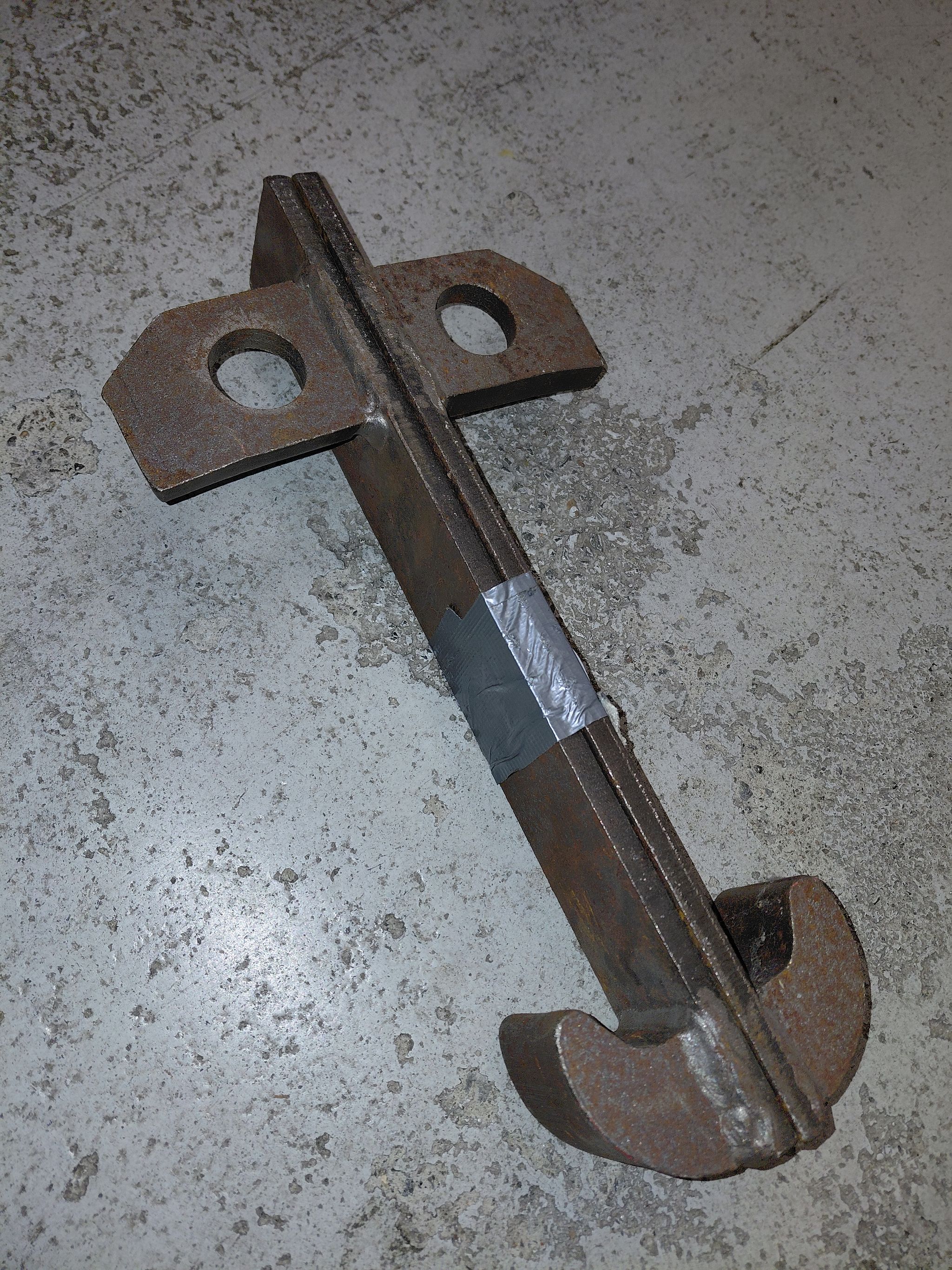 Image 2/15