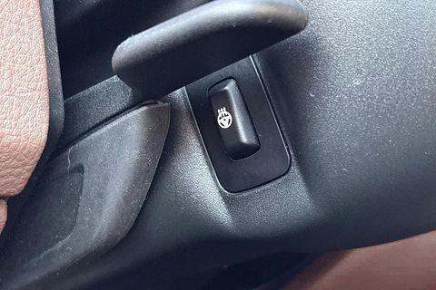 Image 20/51
