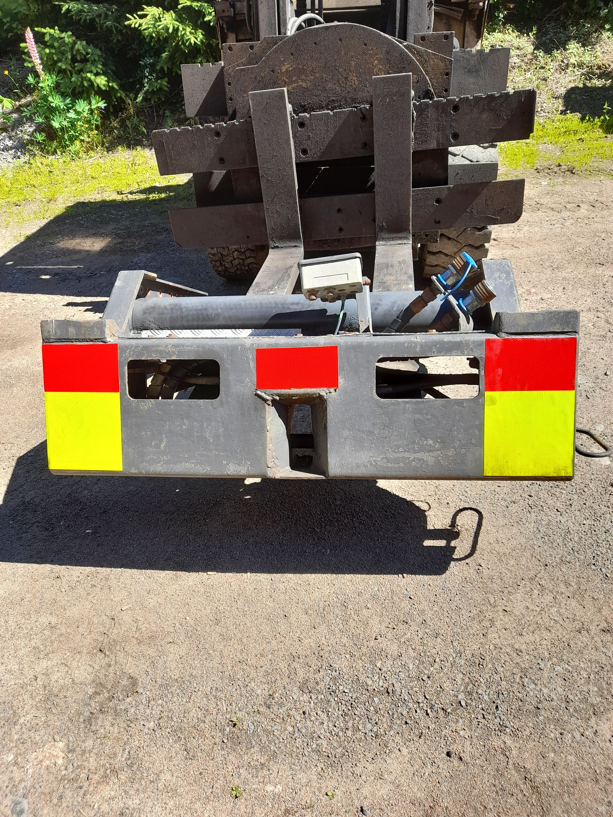 Image 2/2