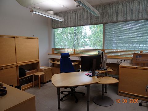 Image 6/8
