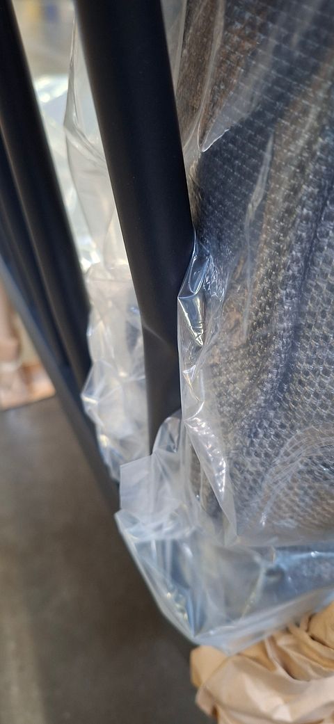 Image 6/6