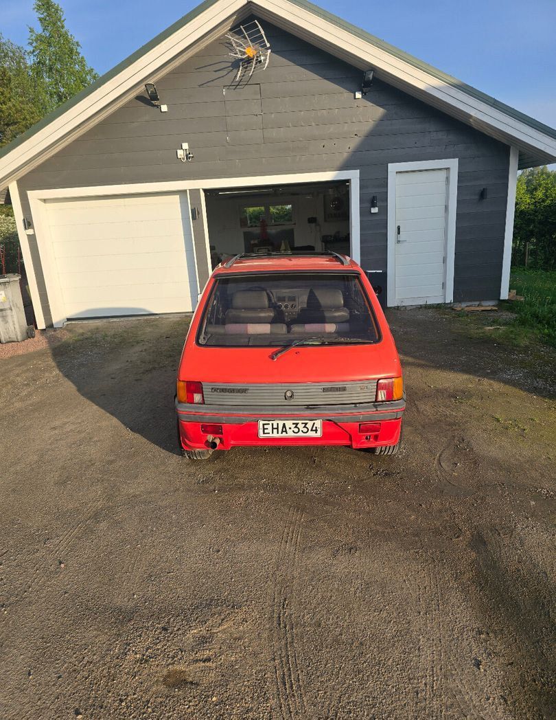 Image 3/10