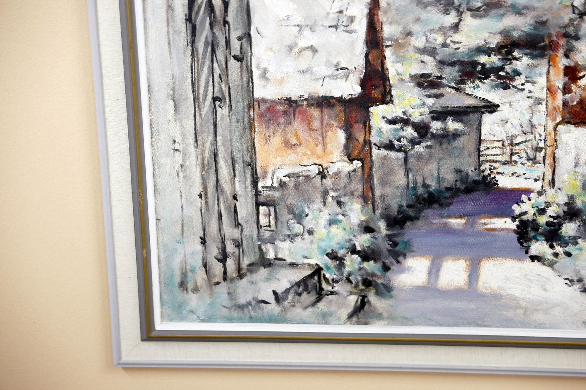 Image 8/12