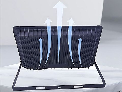 Image 4/10