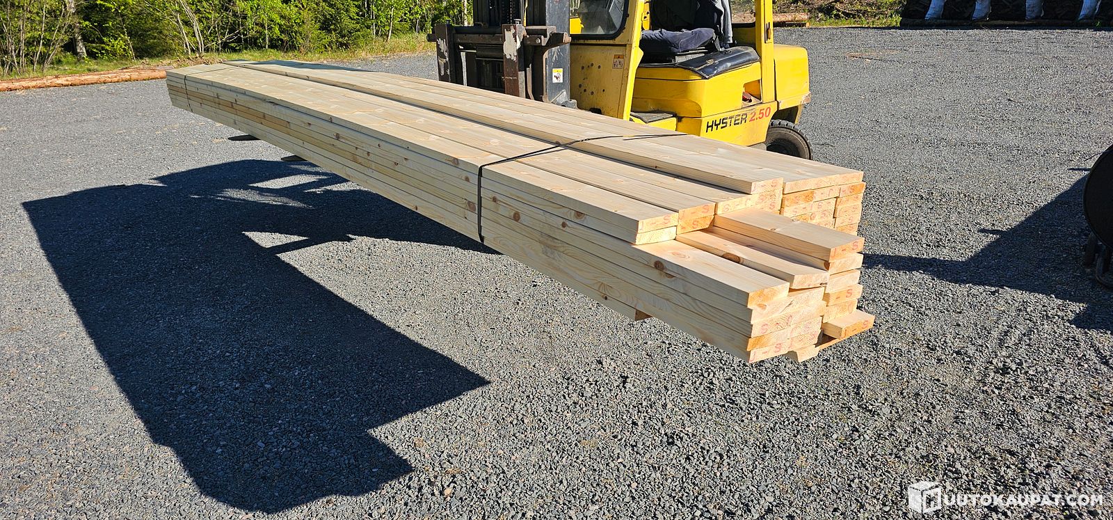 257jm 28x120 SHP Terassilauta, puuvalmis