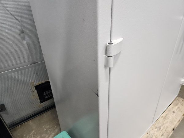 Image 6/23