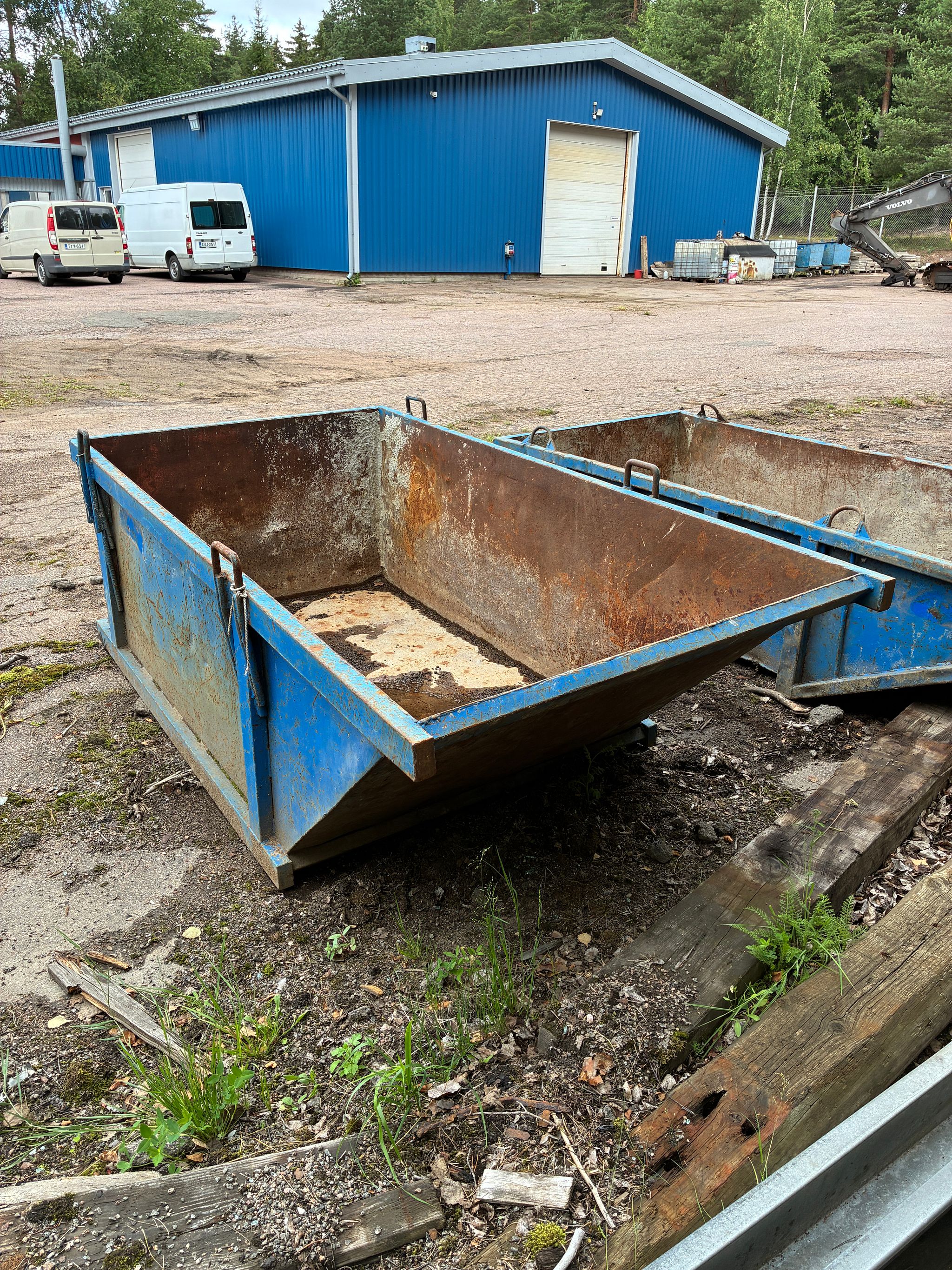 Image 3/4