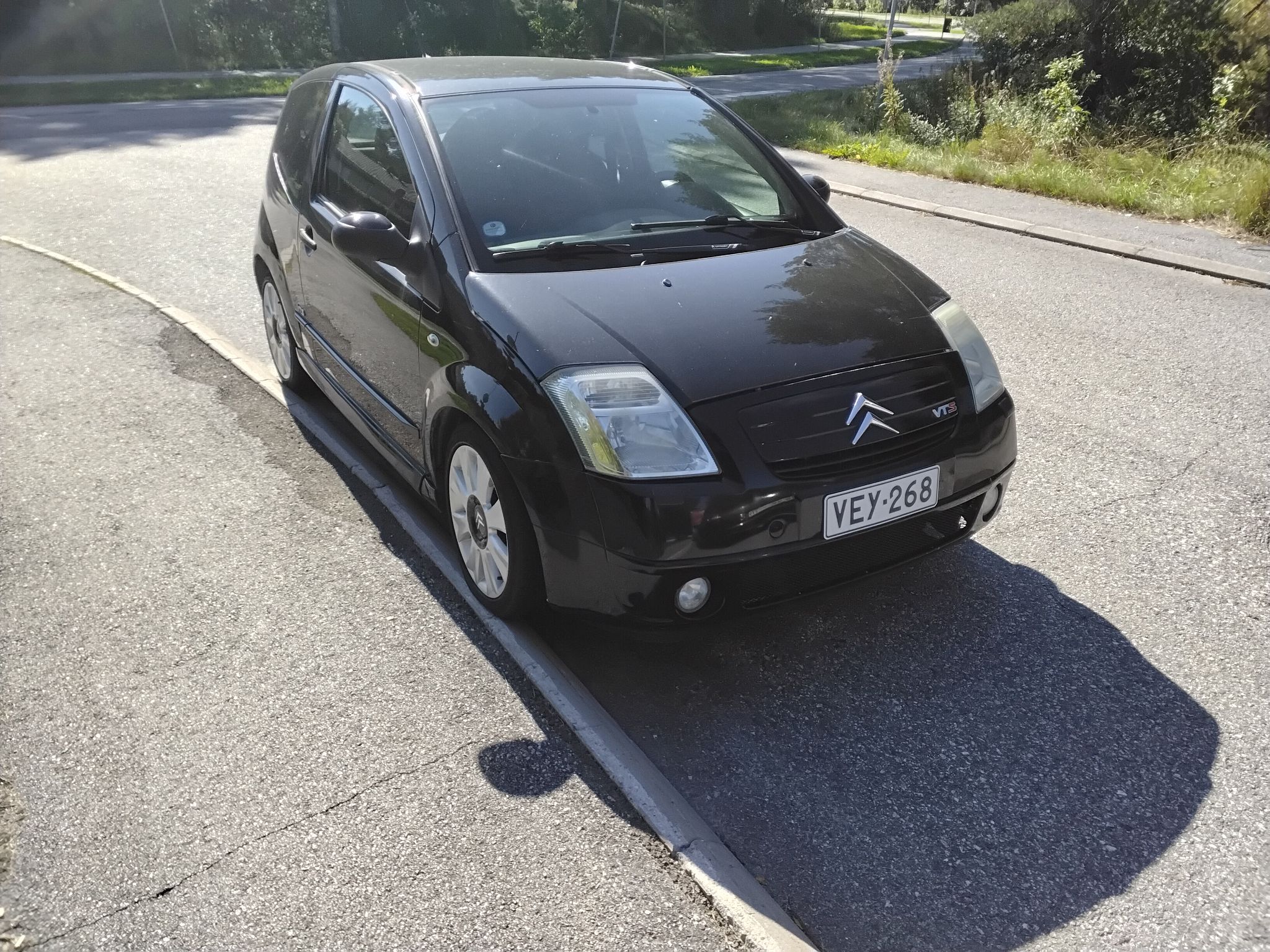 Image 2/7