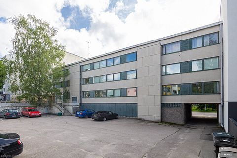 Image 7/8