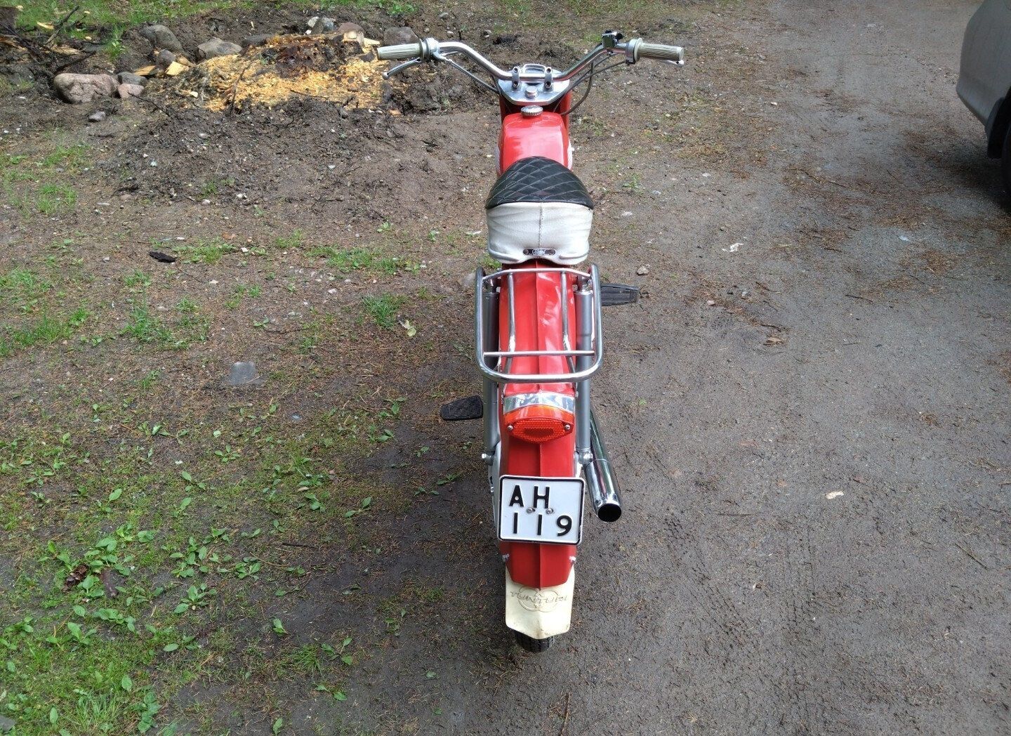 Image 5/9