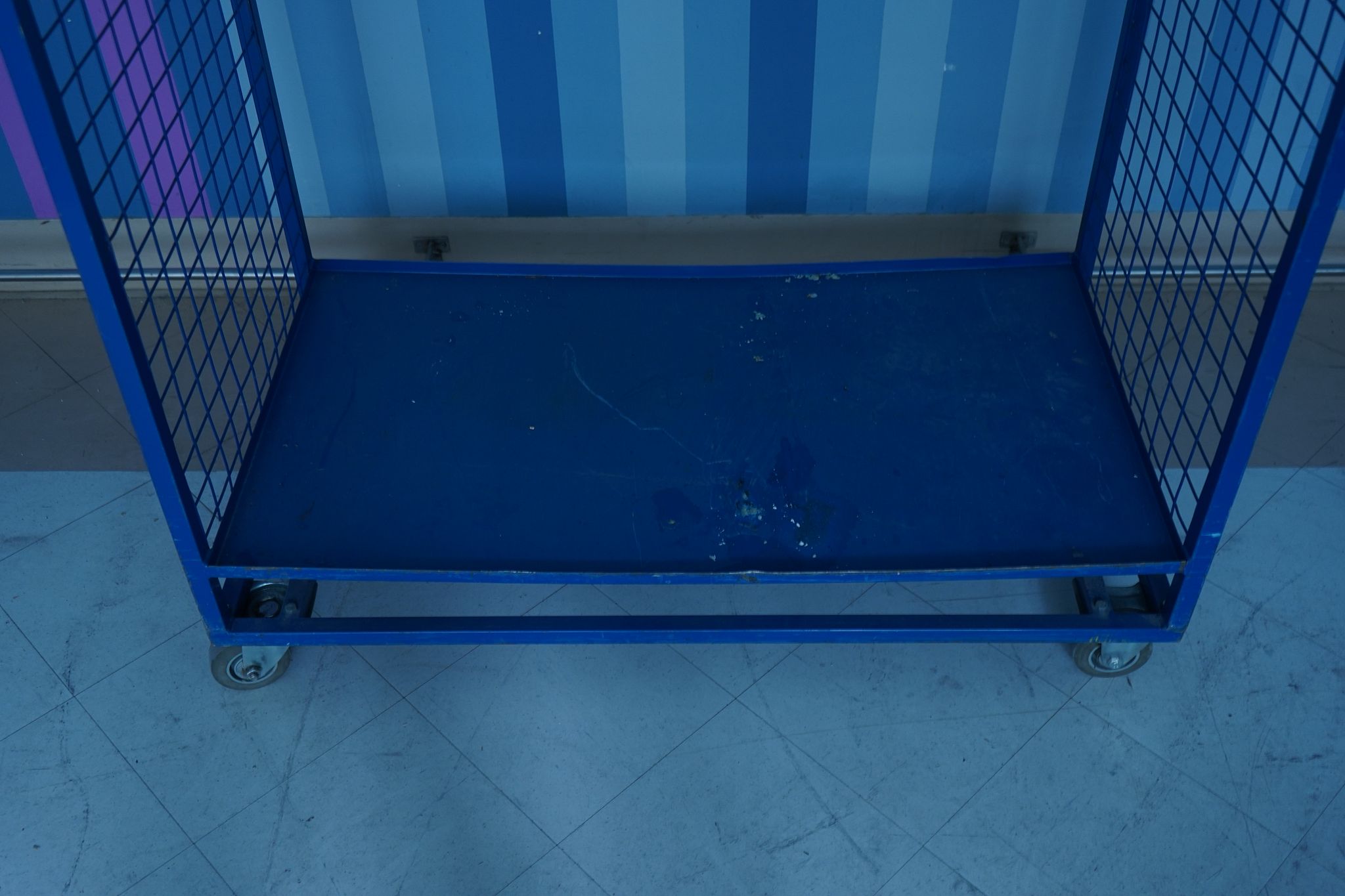 Image 4/9