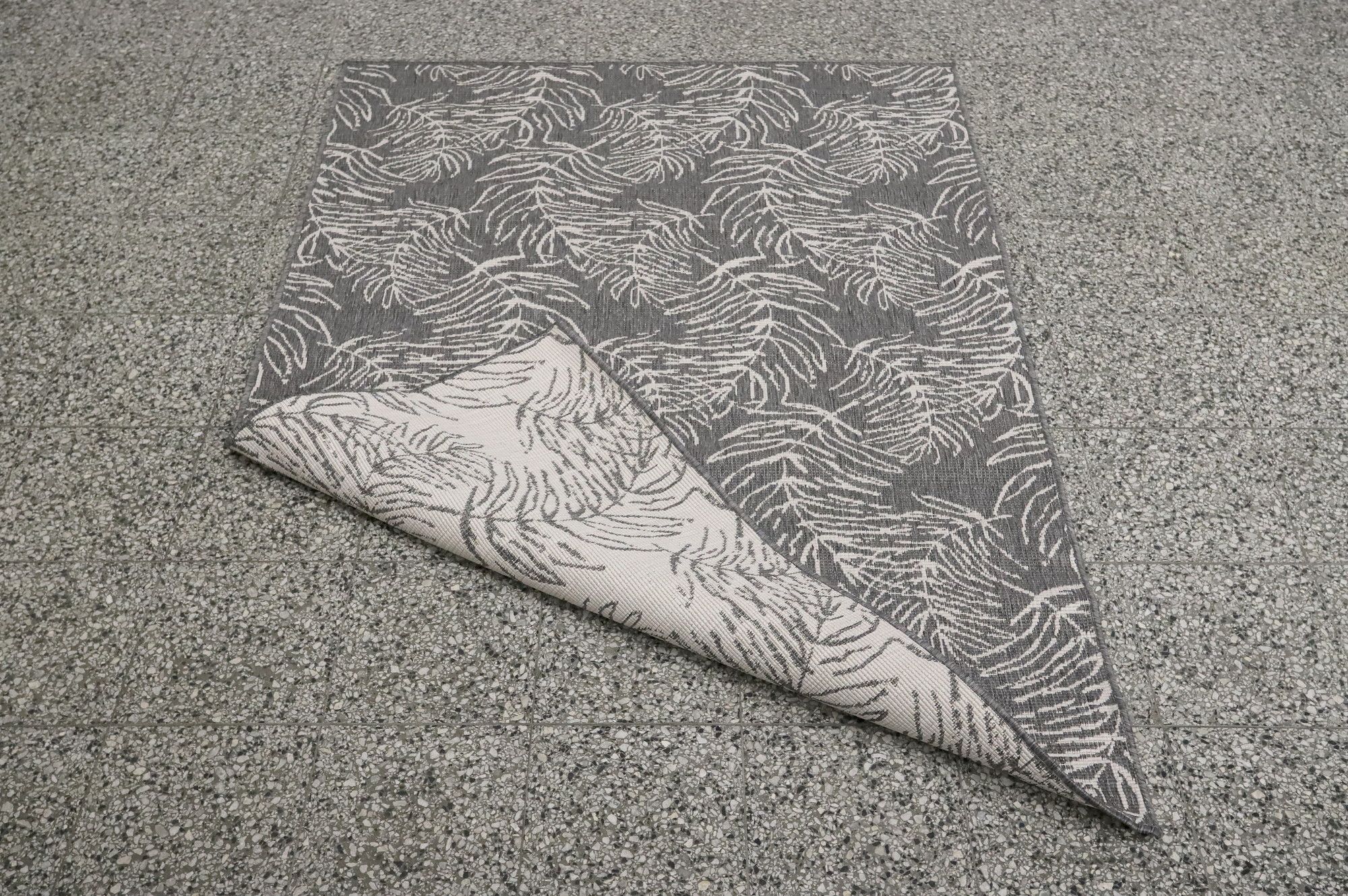 Image 1/7