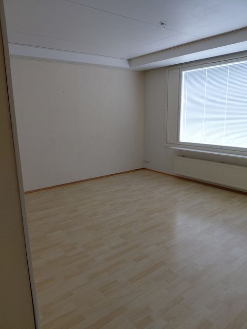 Image 5/15