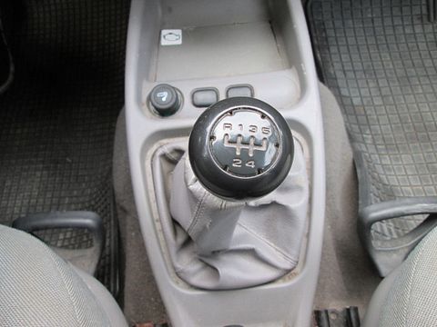 Image 12/30