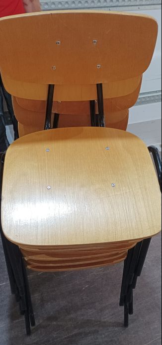 Image 3/6