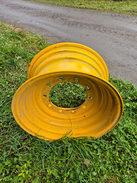 Image 3/5
