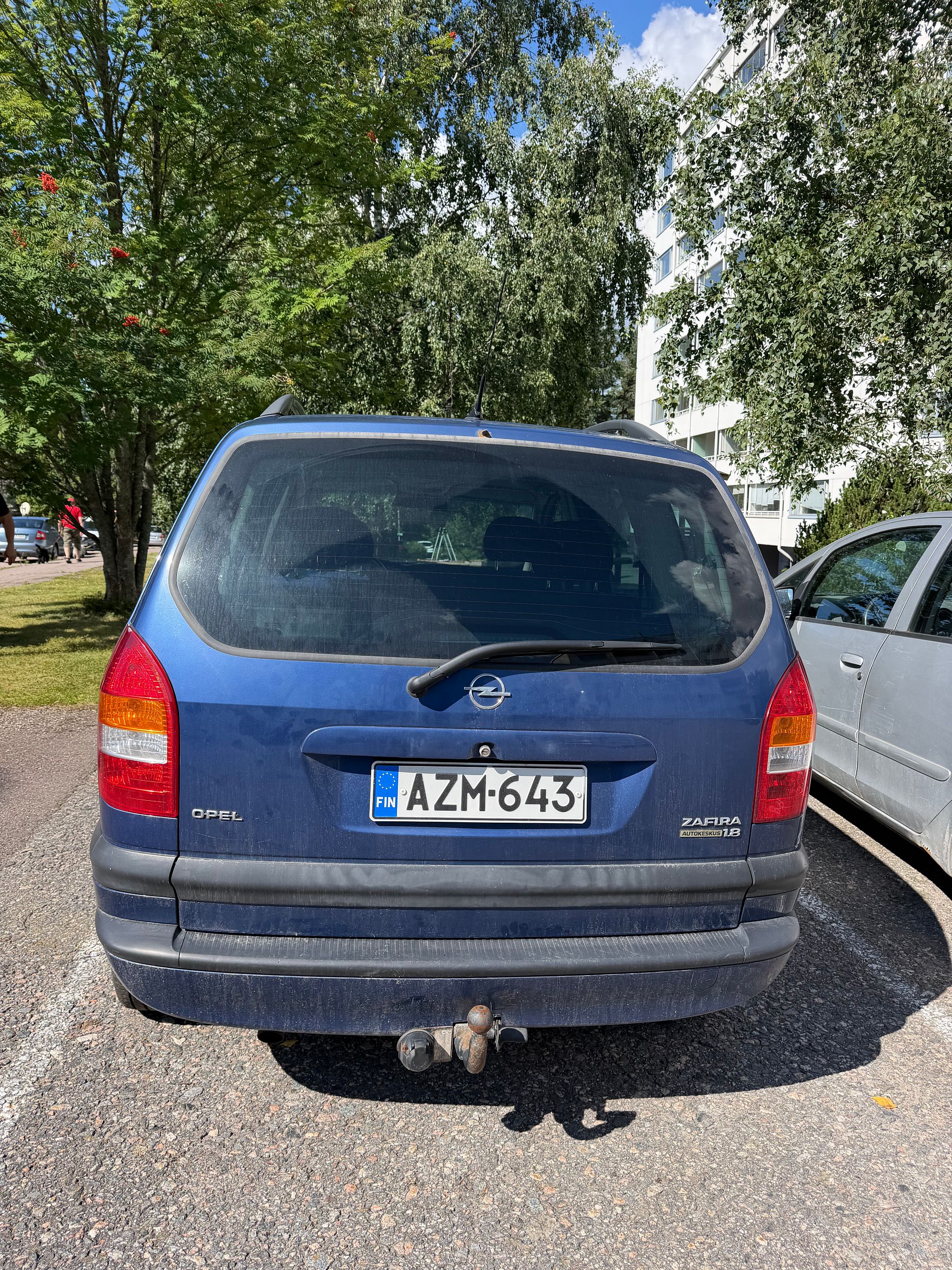 Image 11/31