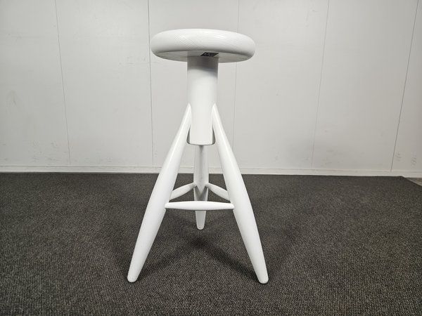 Image 1/15