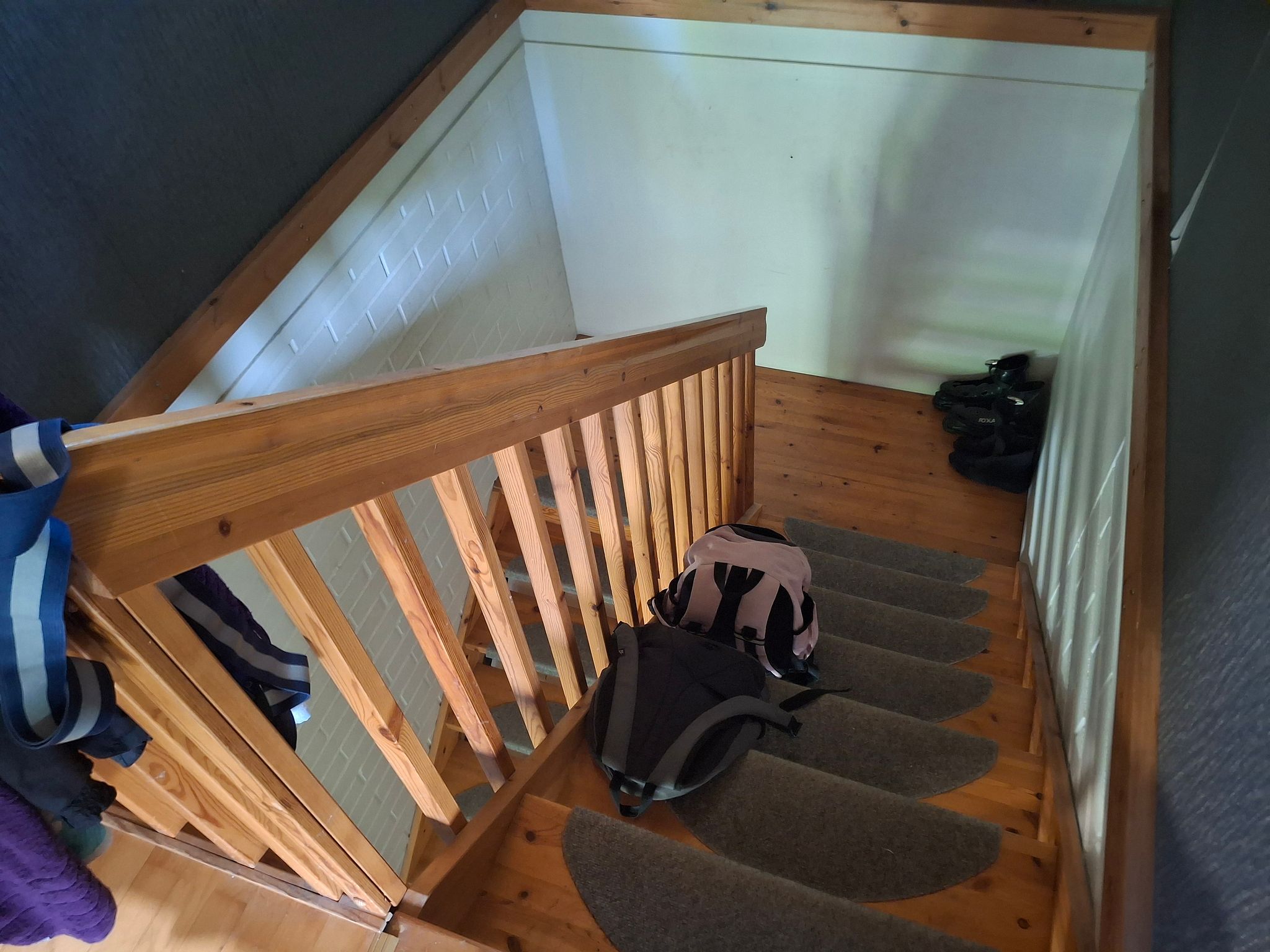 Image 10/27