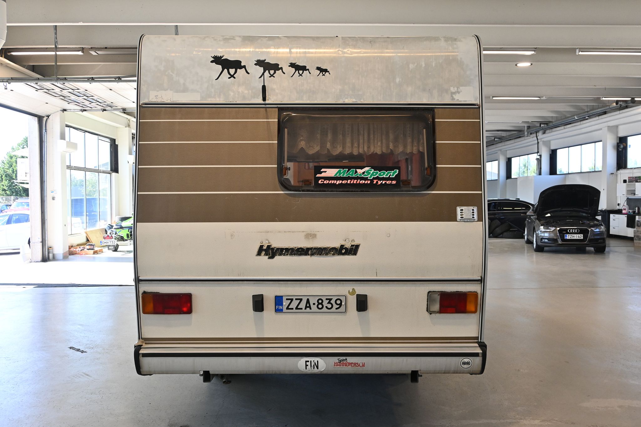 Image 6/39