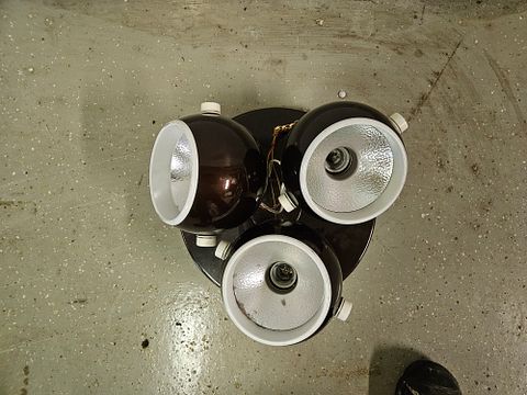 Image 8/9