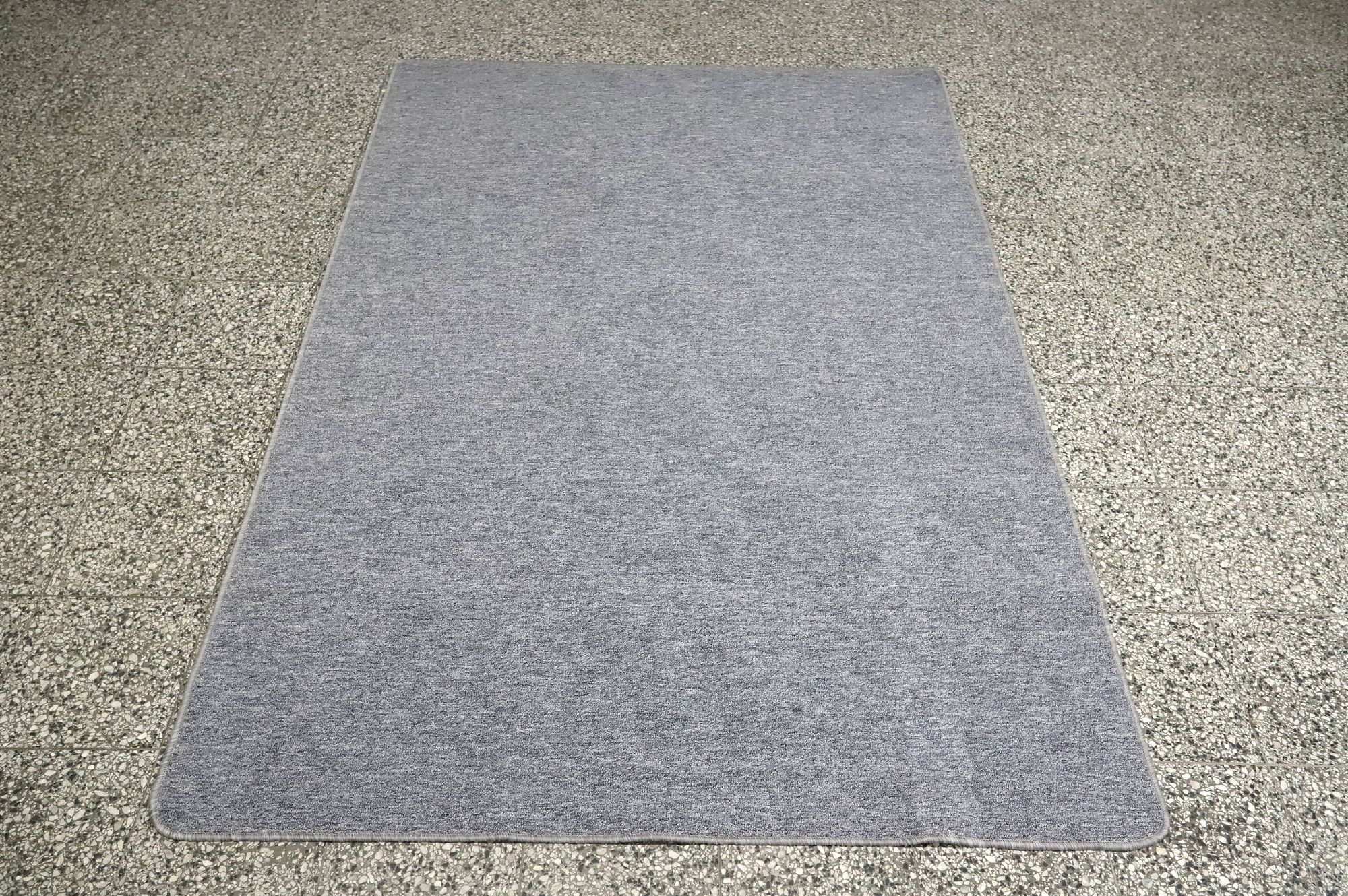 Image 1/5