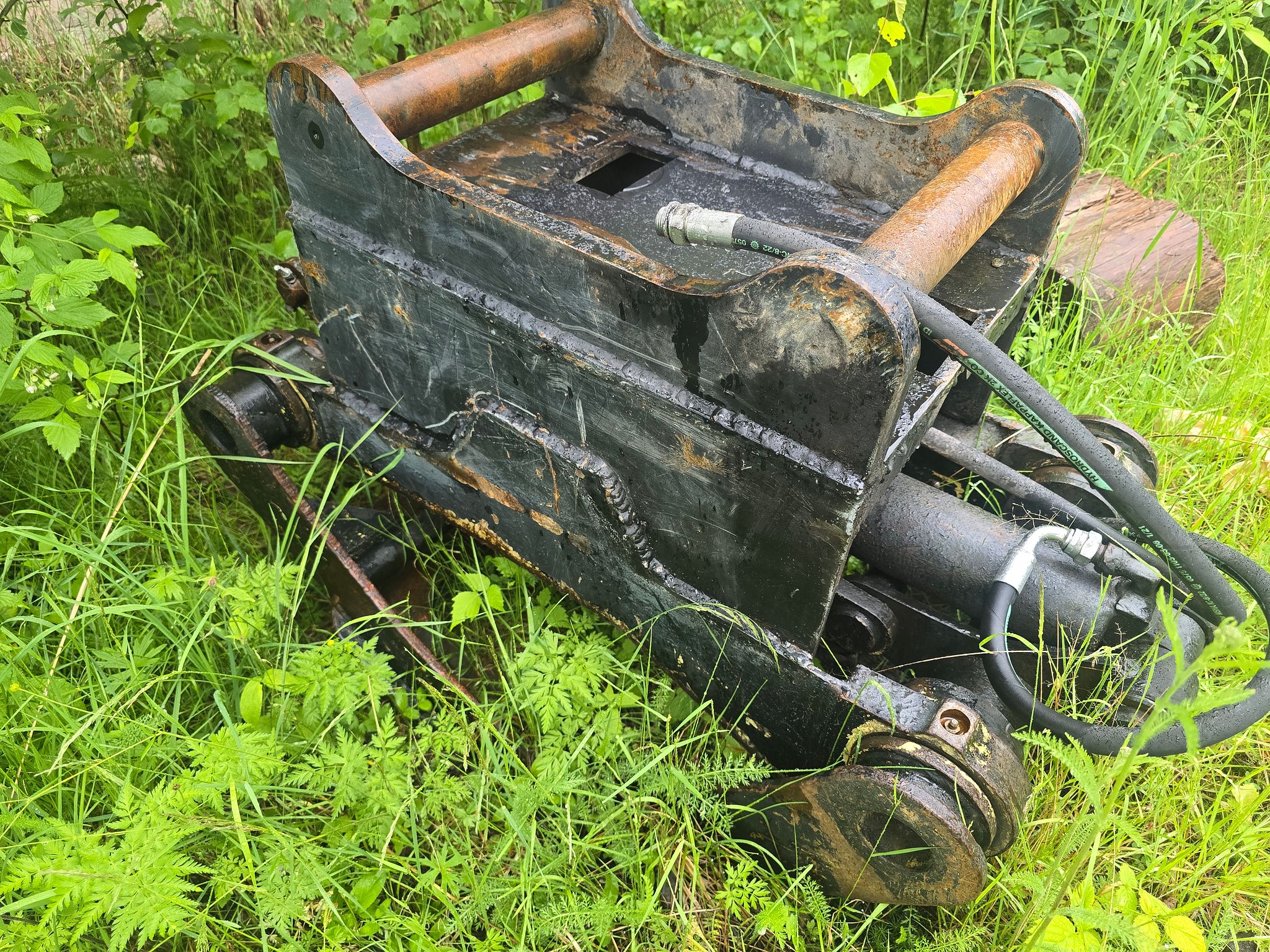 Image 2/2