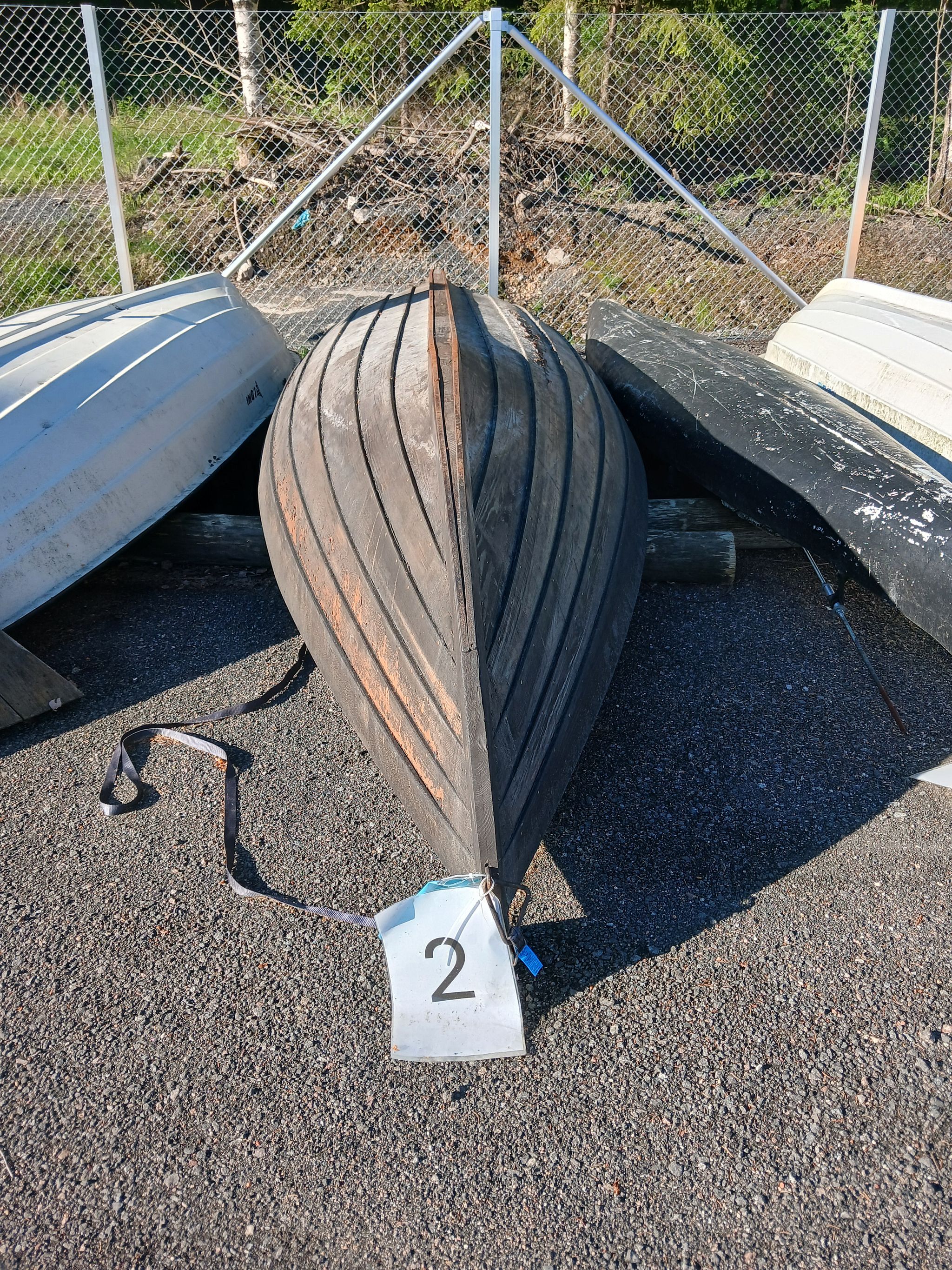 Image 1/4