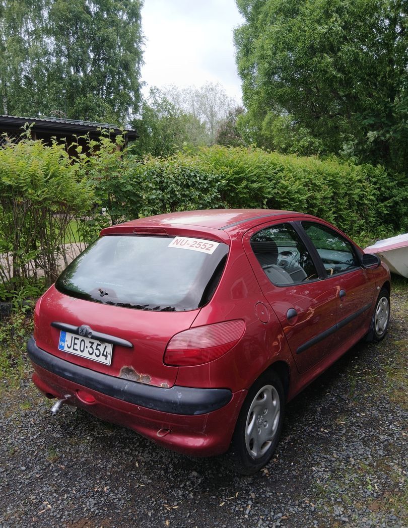 Image 3/13