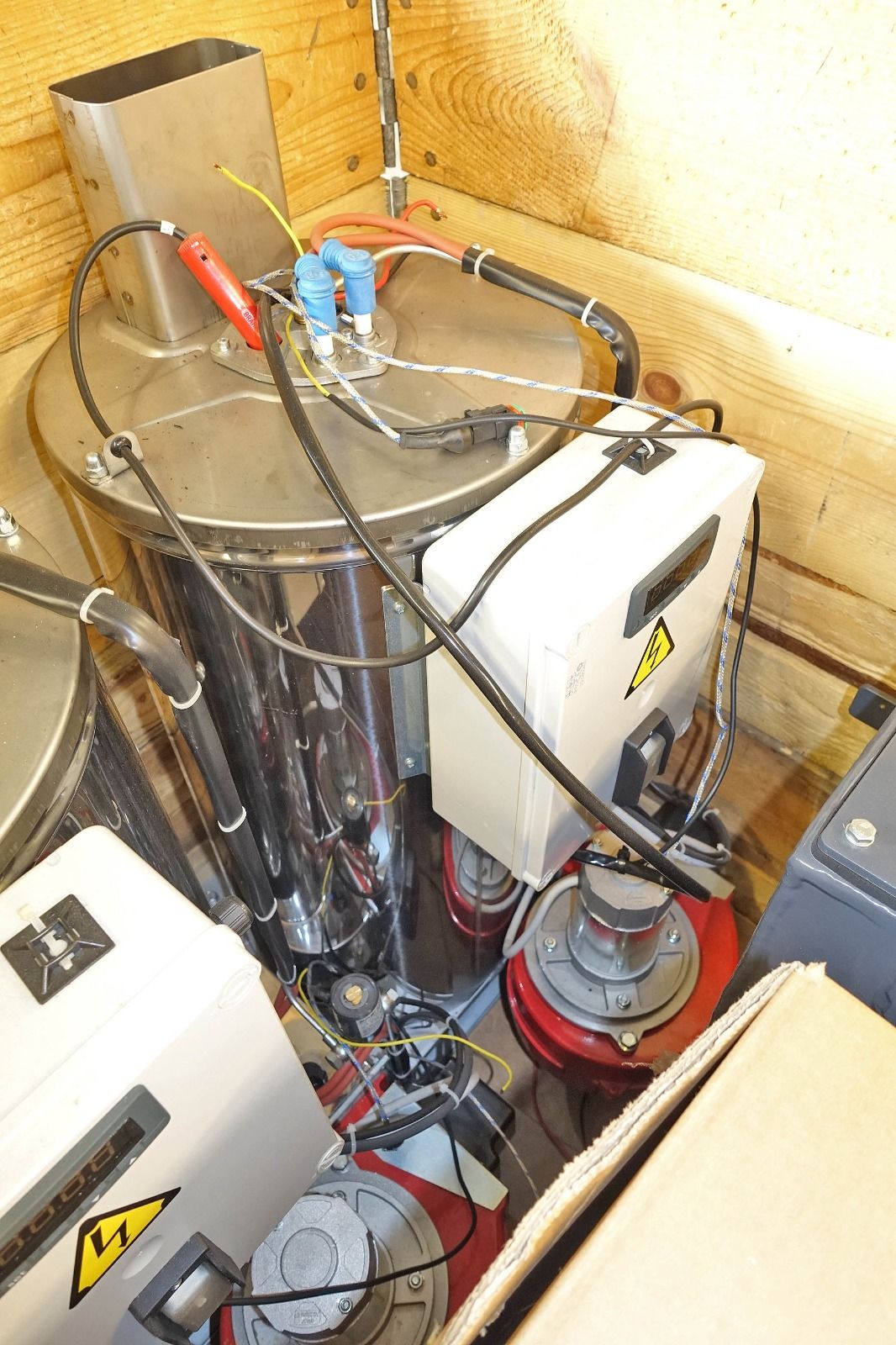 Image 5/6