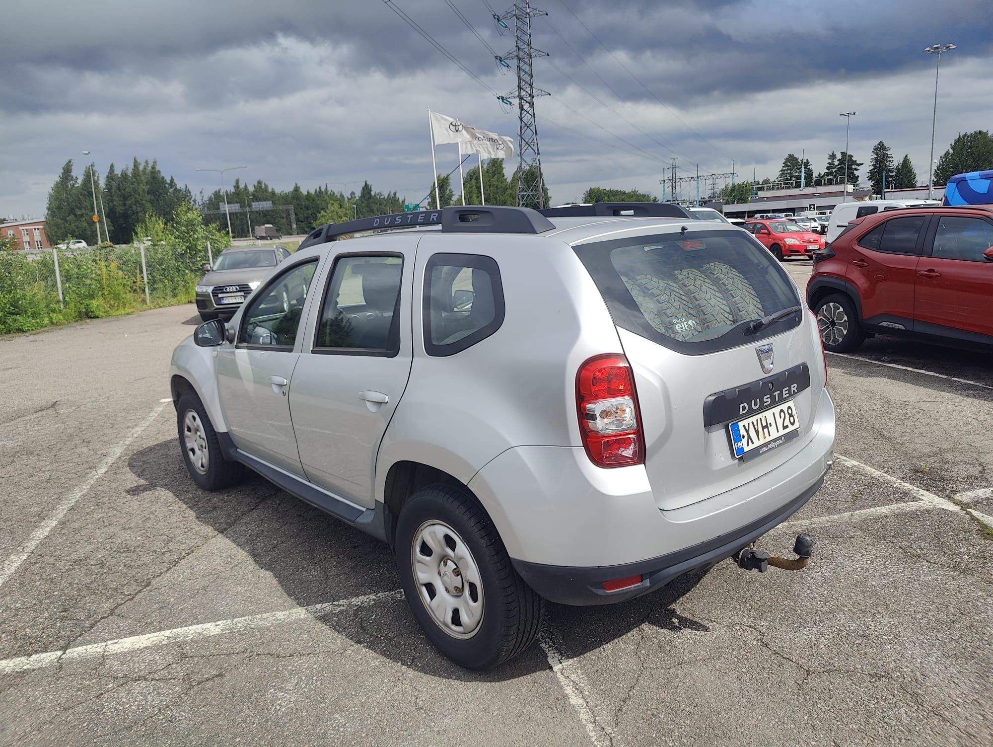 Image 8/33
