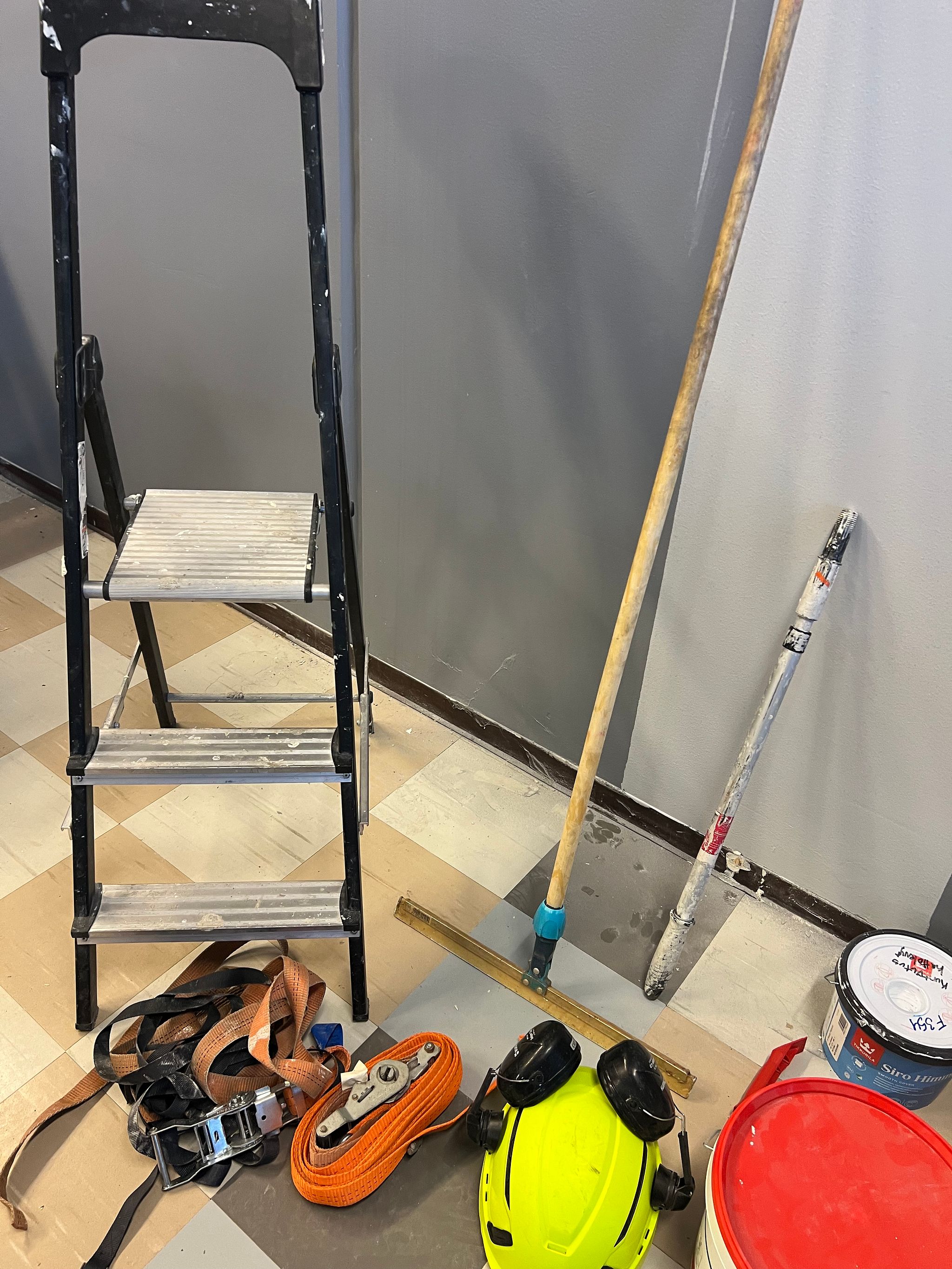 Image 6/7