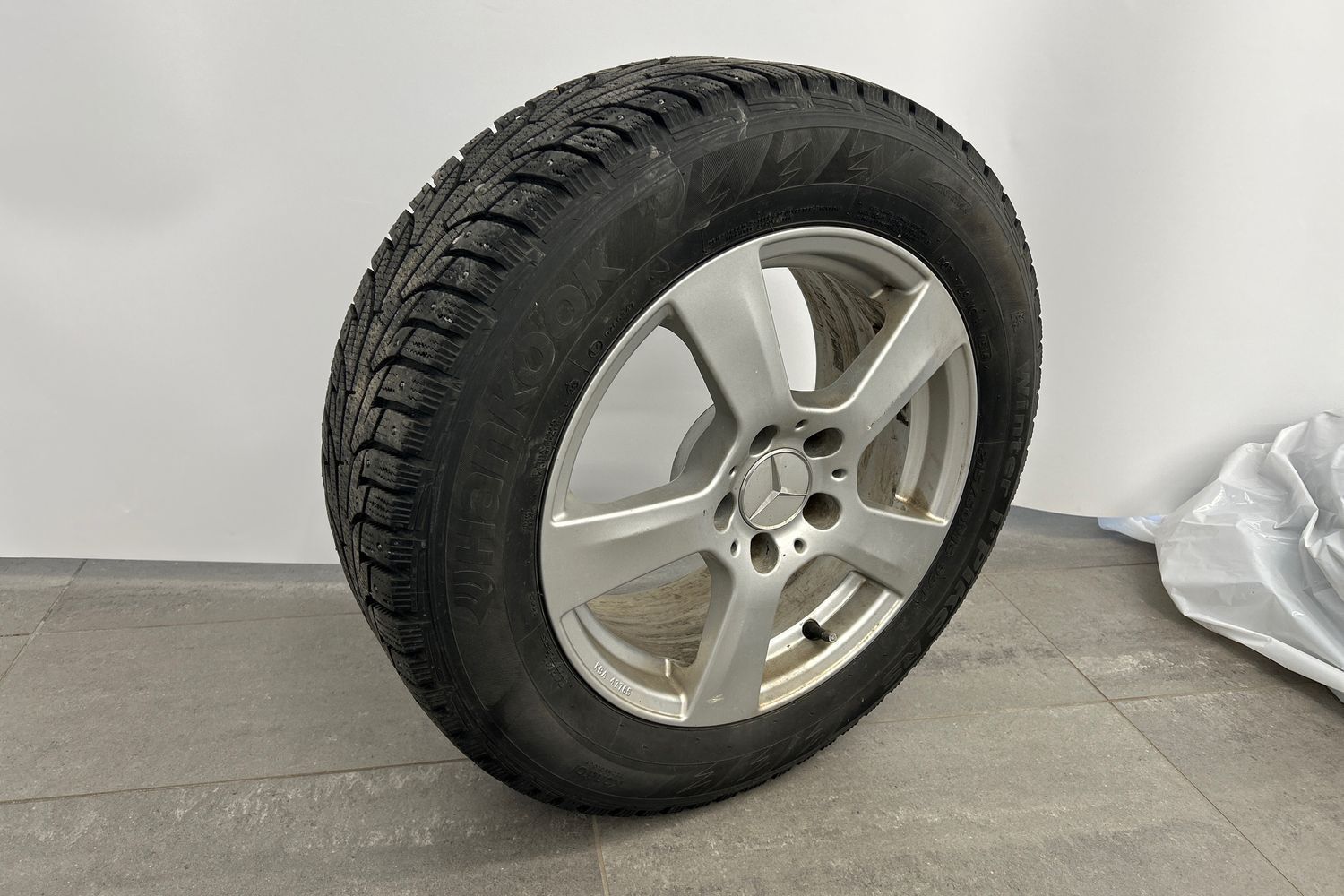 Image 10/26